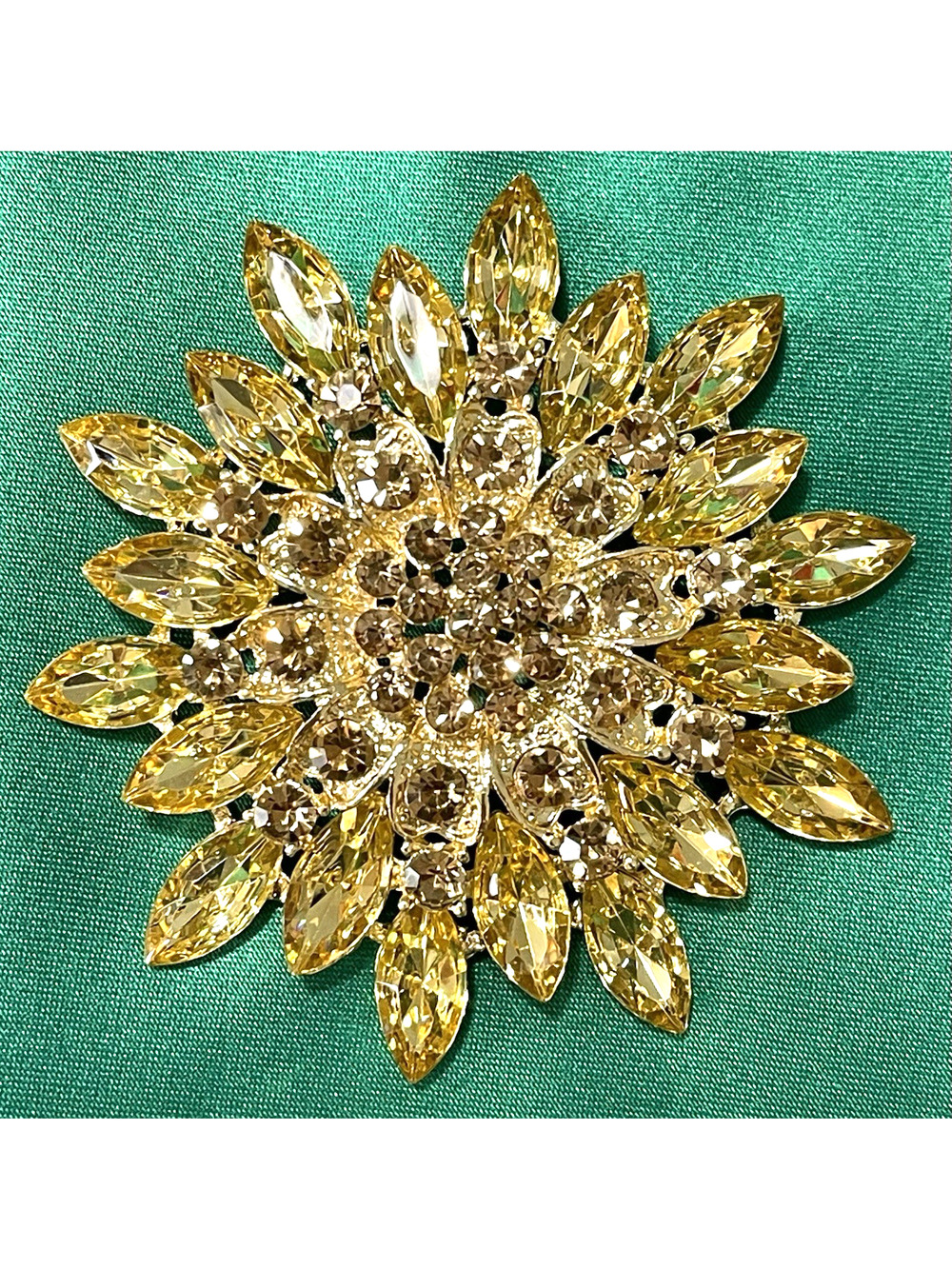 Classic Starburst Gold Tone Yellow Rhinestone Flower Floral Brooch Pin Statement